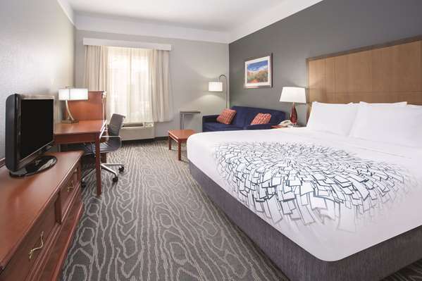  - La Quinta Inn & Suites Gallup - I-40, Exit 26