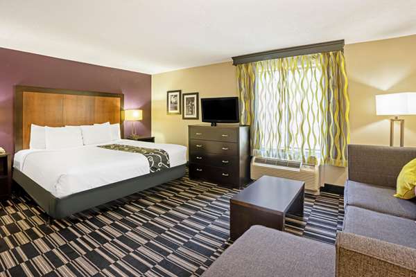 Suite - La Quinta Inn & Suites Spring - I-45, Exit 73
