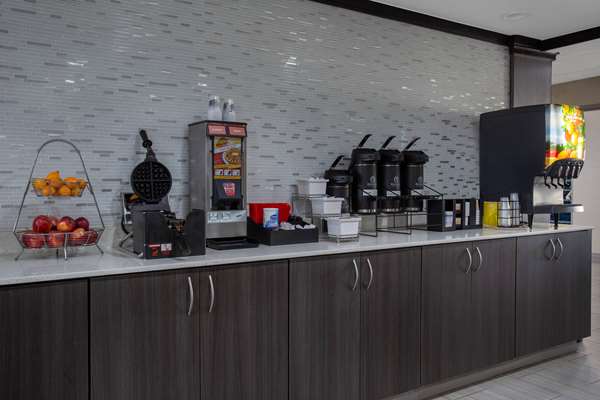  - La Quinta Inn Peru - I-80, Exit 75