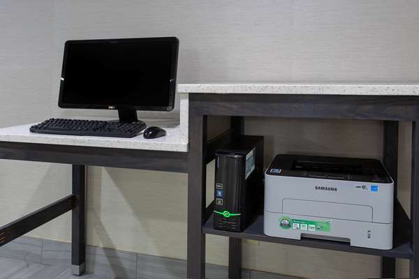 Conference Area - La Quinta Inn Peru - I-80, Exit 75