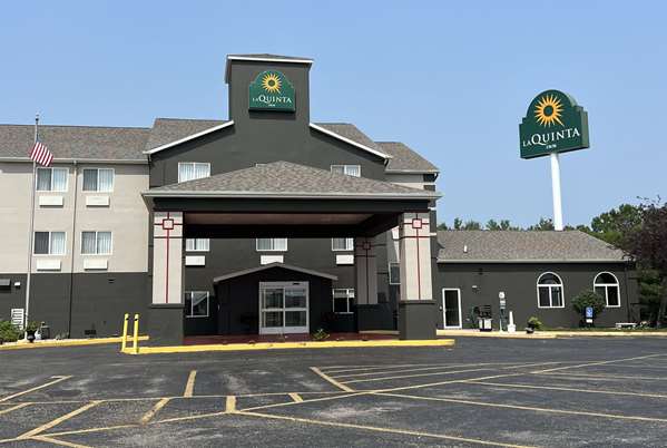 Exterior view - La Quinta Inn Peru - I-80, Exit 75