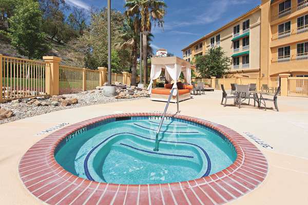 Pool - La Quinta Inn & Suites Stevenson Ranch - I-5, Exit 167