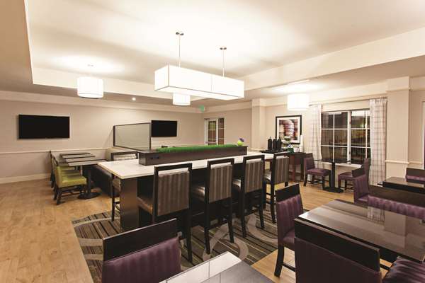  - La Quinta Inn & Suites Stevenson Ranch - I-5, Exit 167