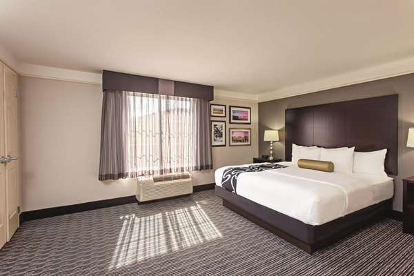 Suite - La Quinta Inn & Suites Stevenson Ranch - I-5, Exit 167