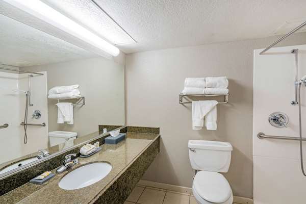  - La Quinta Inn El Dorado