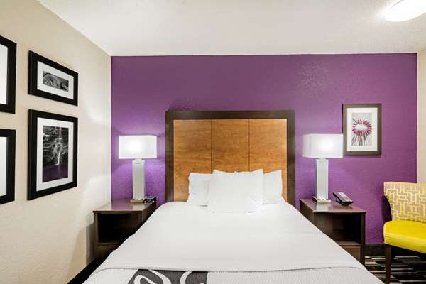  - La Quinta Inn El Dorado