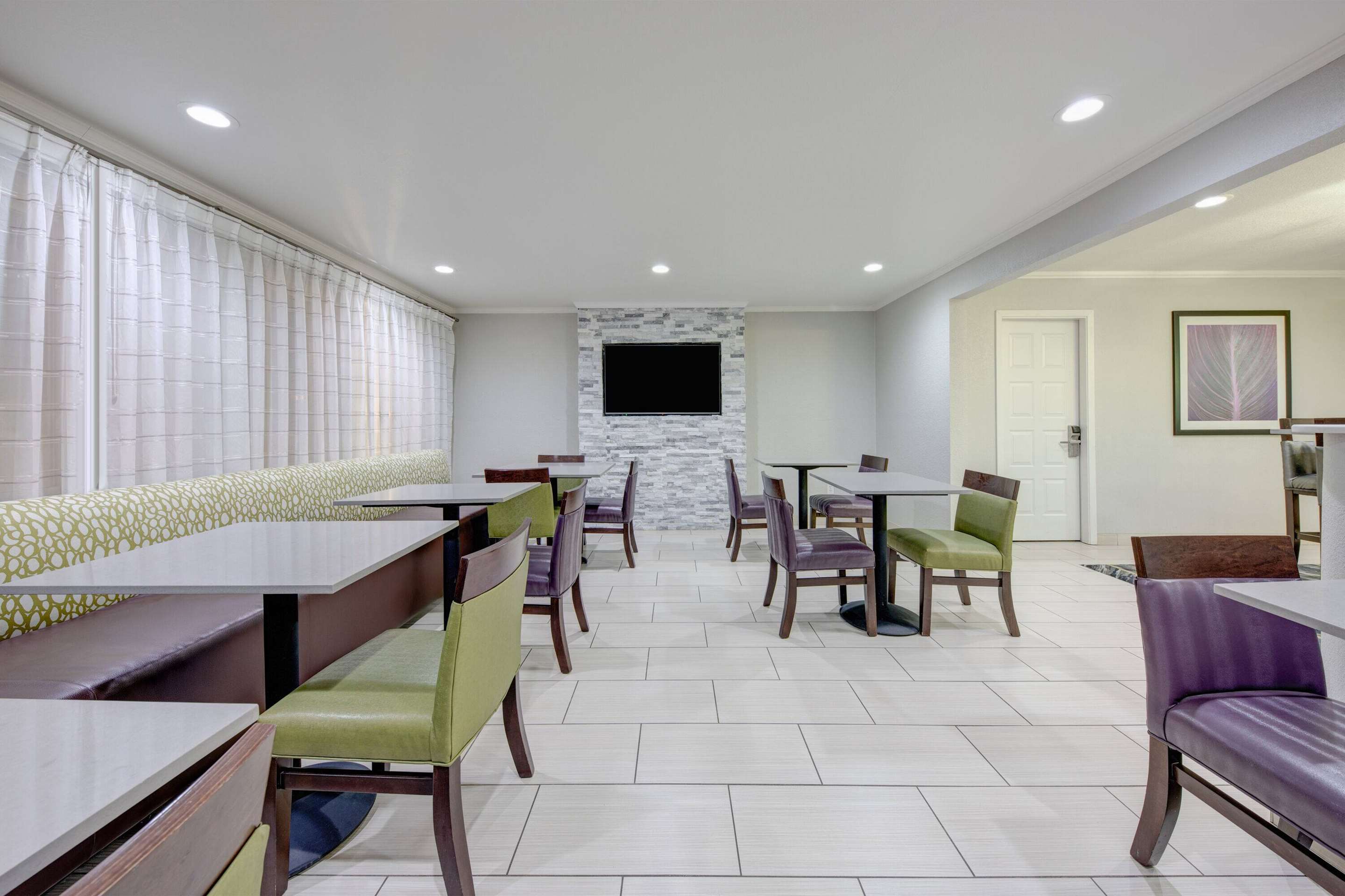 Property amenity | La Quinta Inn by Wyndham El Dorado