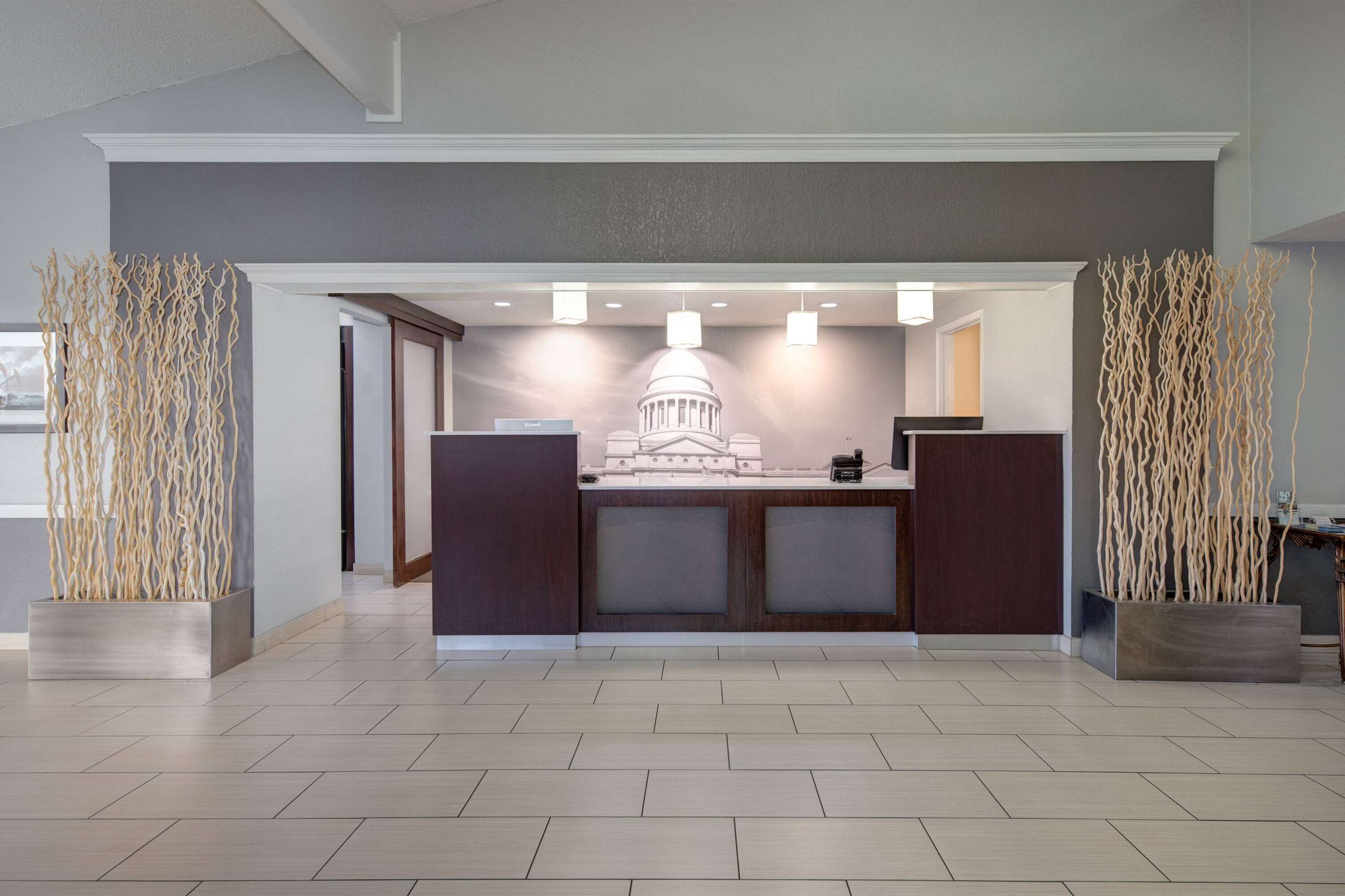 Reception | La Quinta Inn by Wyndham El Dorado