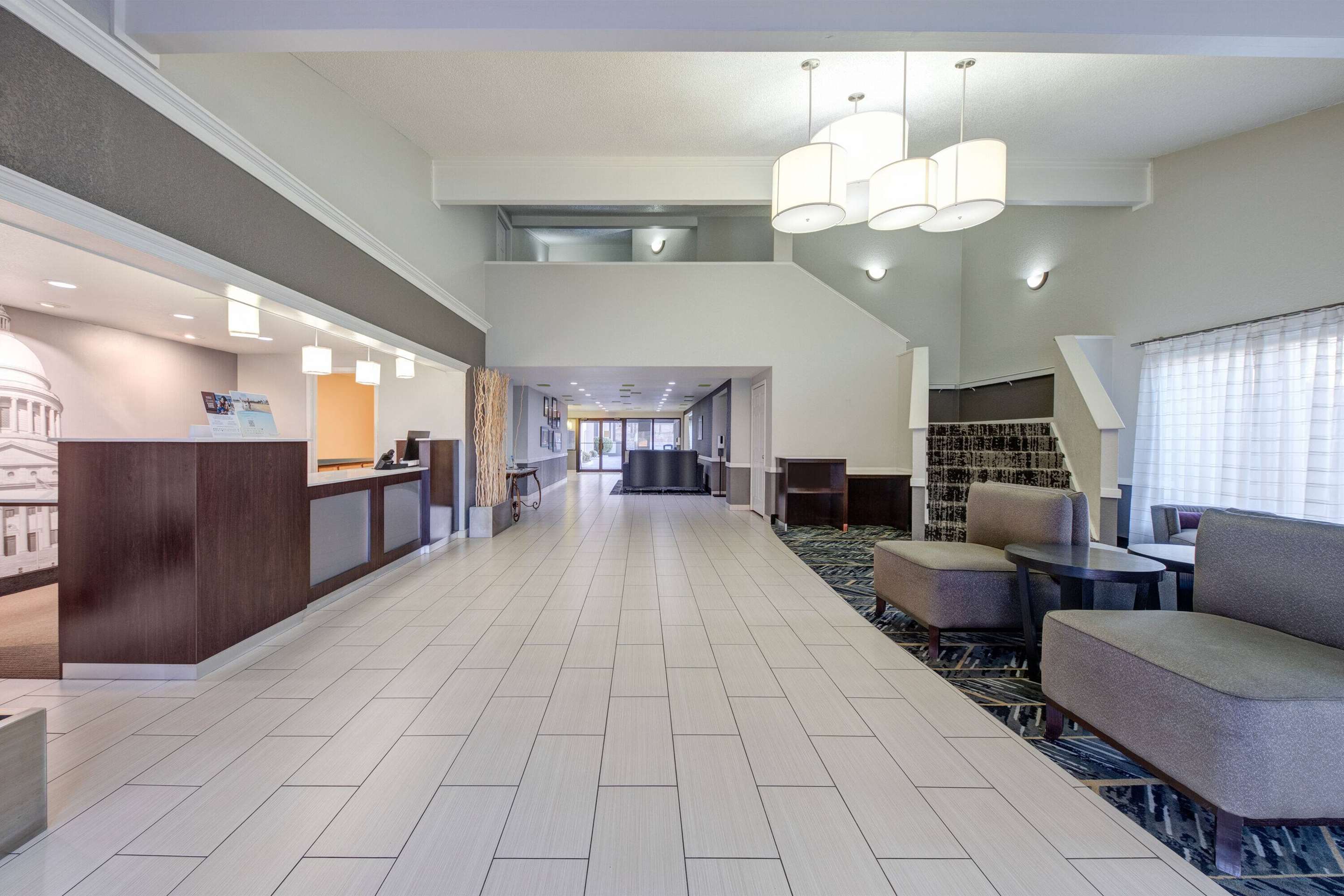 Lobby | La Quinta Inn by Wyndham El Dorado