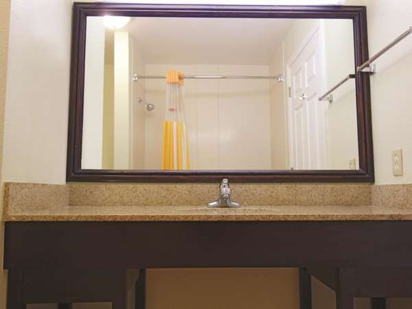 Suite - La Quinta Inn & Suites Kerrville - I-10, Exit 508