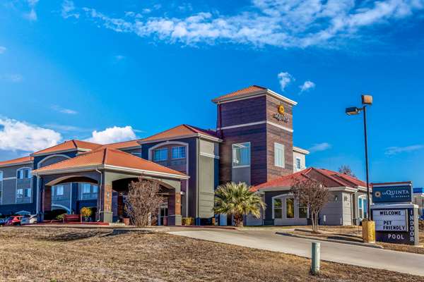 Exterior view - La Quinta Inn & Suites Kerrville - I-10, Exit 508