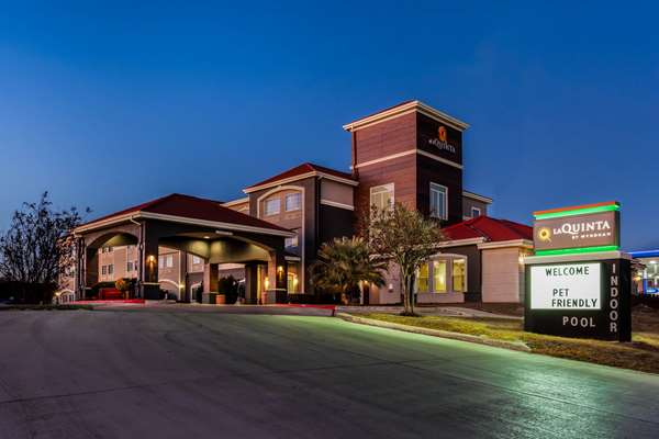 Exterior view - La Quinta Inn & Suites Kerrville - I-10, Exit 508