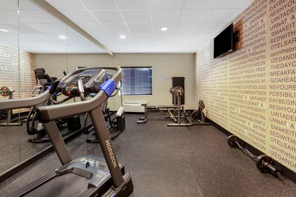 Fitness/ Exercise Room - La Quinta Inn & Suites Kerrville - I-10, Exit 508