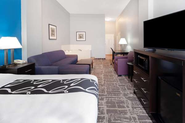 Suite - La Quinta Inn & Suites Kerrville - I-10, Exit 508