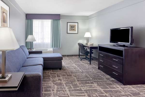Suite - La Quinta Inn & Suites Kerrville - I-10, Exit 508