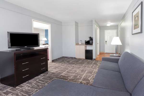 Suite - La Quinta Inn & Suites Kerrville - I-10, Exit 508