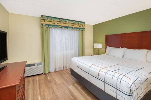  - Wingate by Wyndham Hotel Valdosta - I-75, Exit 18