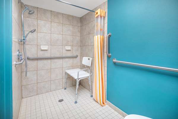  - Wingate by Wyndham Hotel Valdosta - I-75, Exit 18