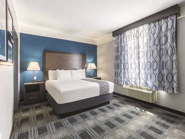 Suite - La Quinta Inn & Suites Webster