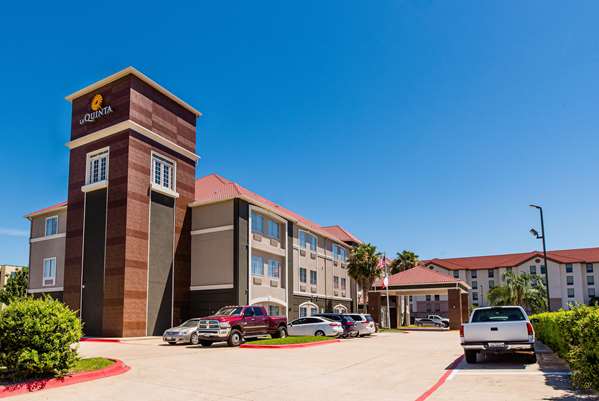 Exterior view - La Quinta Inn & Suites Webster