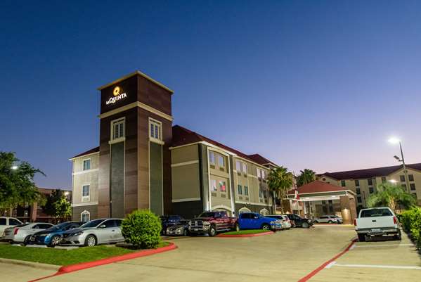 Exterior view - La Quinta Inn & Suites Webster