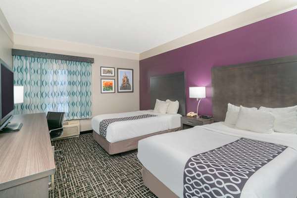  - La Quinta Inn & Suites Albany Airport Latham - I-87, Exit 6