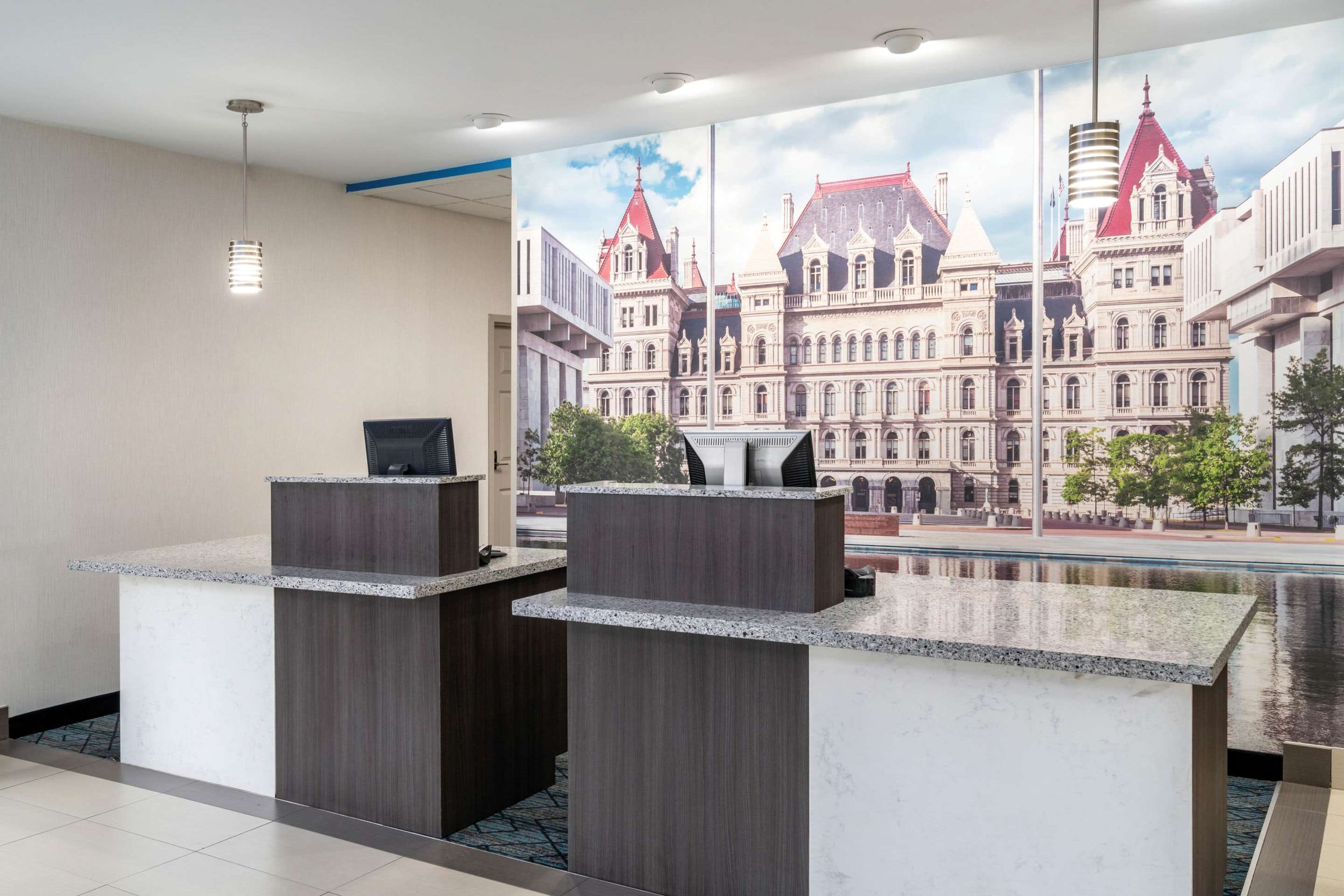 Reception | La Quinta Inn & Suites by Wyndham Latham Albany Airport