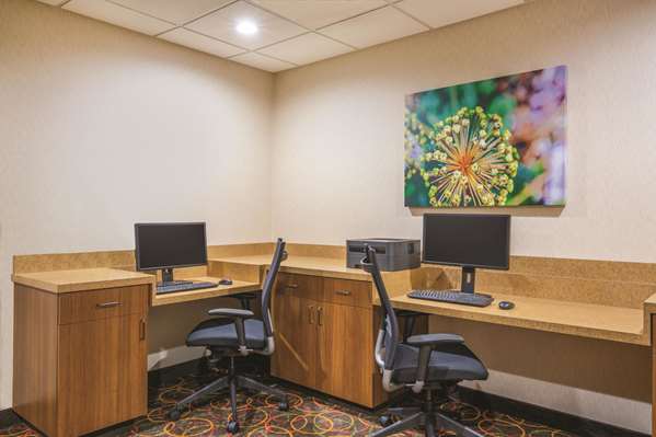 Conference Area - La Quinta Inn & Suites Bentonville - I-49, Exit 85