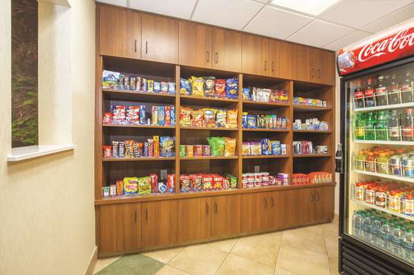  - La Quinta Inn & Suites Bentonville - I-49, Exit 85