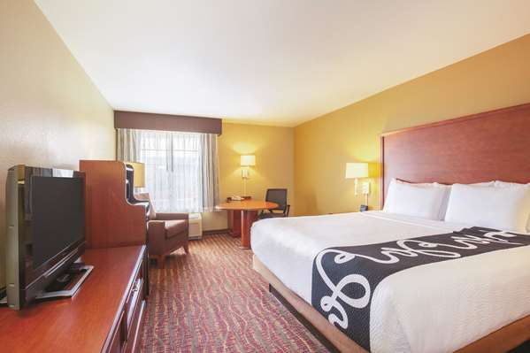  - La Quinta Inn & Suites Bentonville - I-49, Exit 85