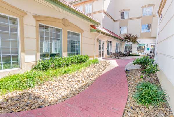  - La Quinta Inn & Suites Bentonville - I-49, Exit 85