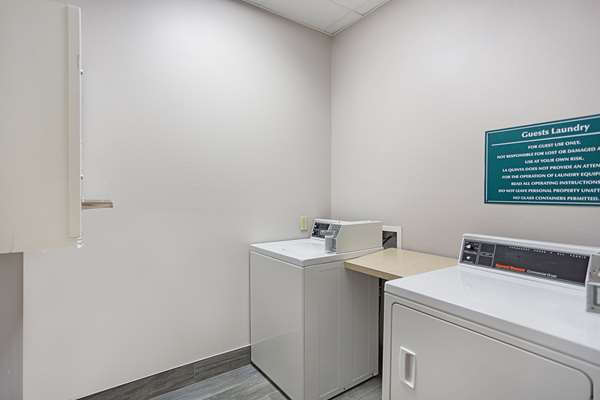  - La Quinta Inn & Suites Clay Road Houston