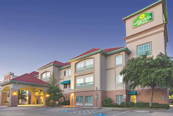 Exterior view - La Quinta Inn & Suites Clay Road Houston