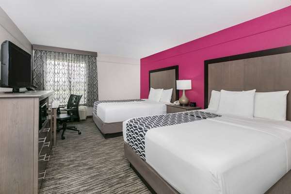  - La Quinta Inn Fredericksburg