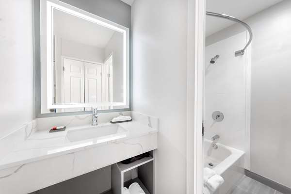  - La Quinta Inn Lynnwood - I-5, Exit 181