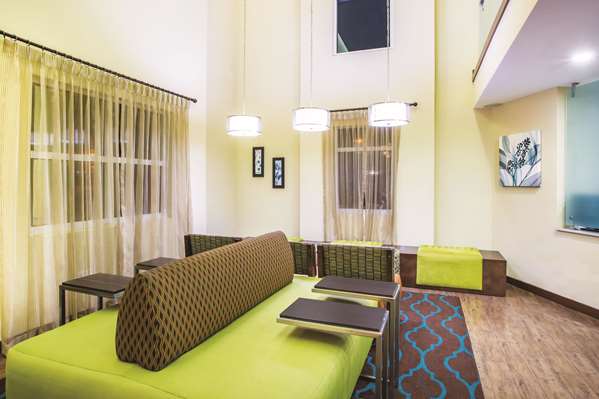  - La Quinta Inn & Suites Daytona Beach