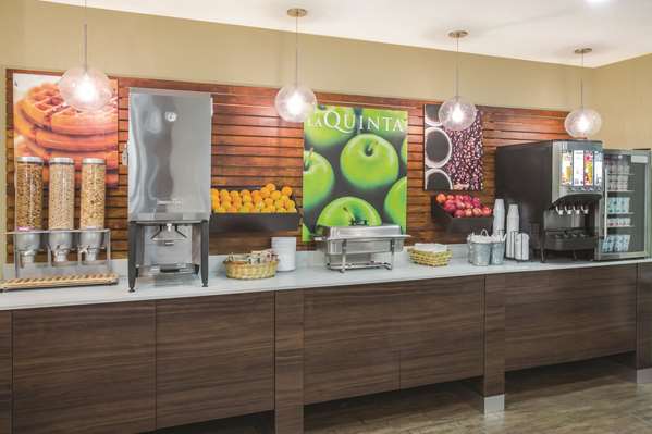  - La Quinta Inn & Suites Daytona Beach