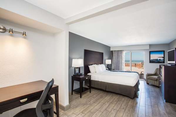 Suite - La Quinta Inn & Suites Daytona Beach