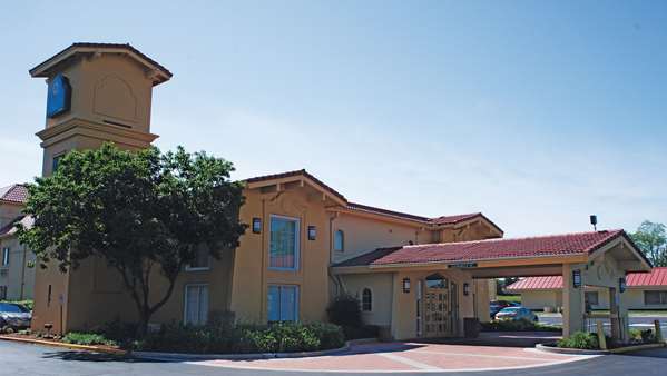 Exterior view - La Quinta Inn Lenexa - I-35, Exit 224