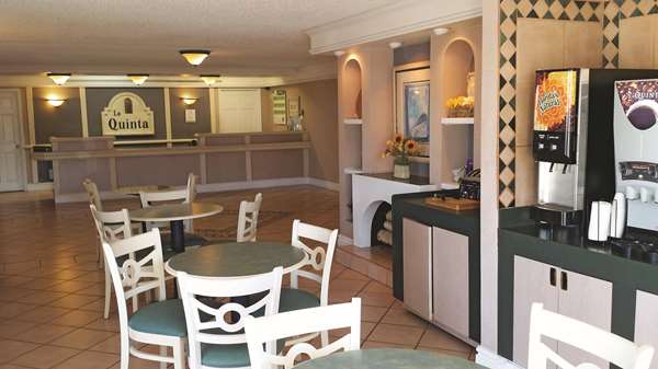  - La Quinta Inn Airport Albuquerque - I-25, Exit 222