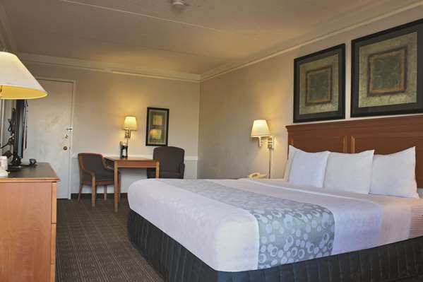  - La Quinta Inn Airport Albuquerque - I-25, Exit 222