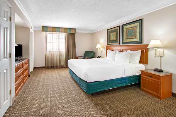 Suite - La Quinta Inn Airport Albuquerque - I-25, Exit 222