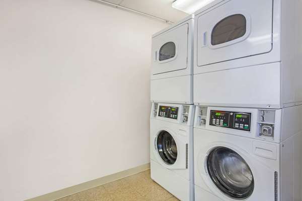 Amenities - La Quinta Inn Fort Myers