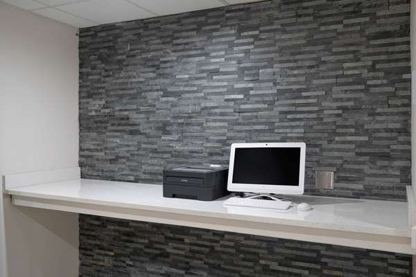 Conference Area - Wingate by Wyndham Sycamore View Memphis - I-40, Exit 12