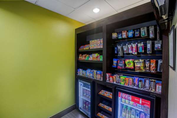  - La Quinta Inn & Suites Pasadena