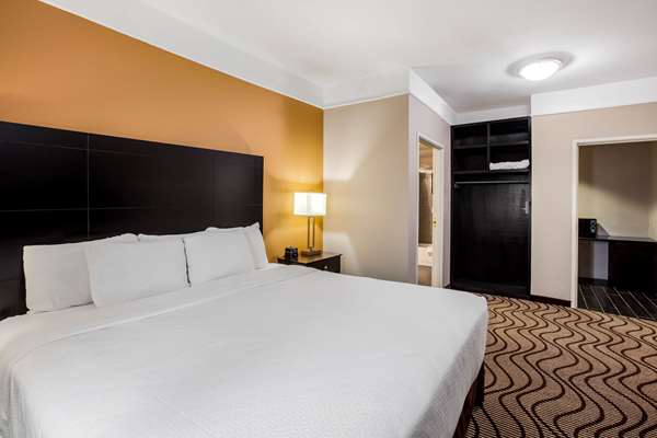 Suite - La Quinta Inn & Suites Pasadena