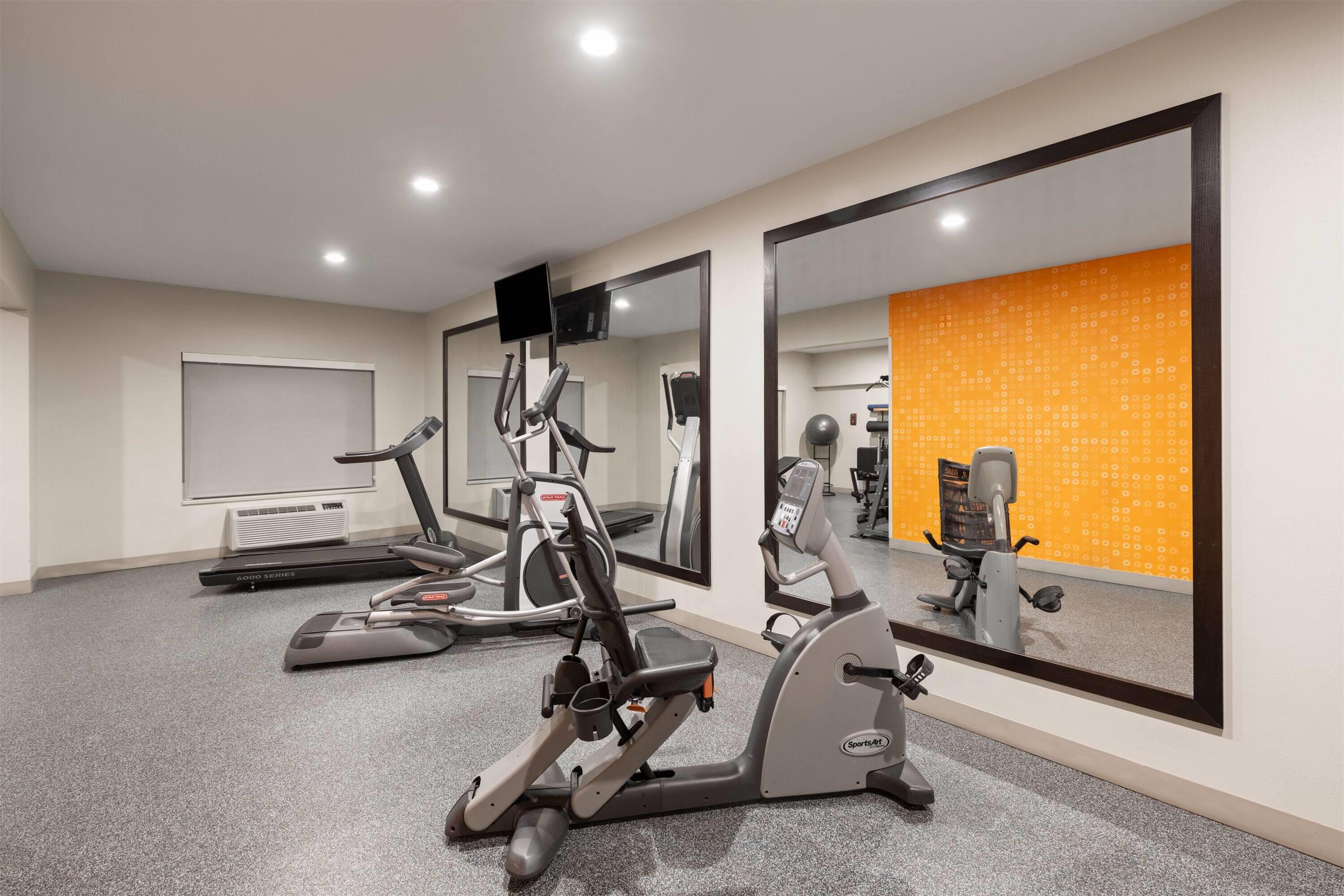 Health club fitness center gym | La Quinta Inn & Suites by Wyndham Moab