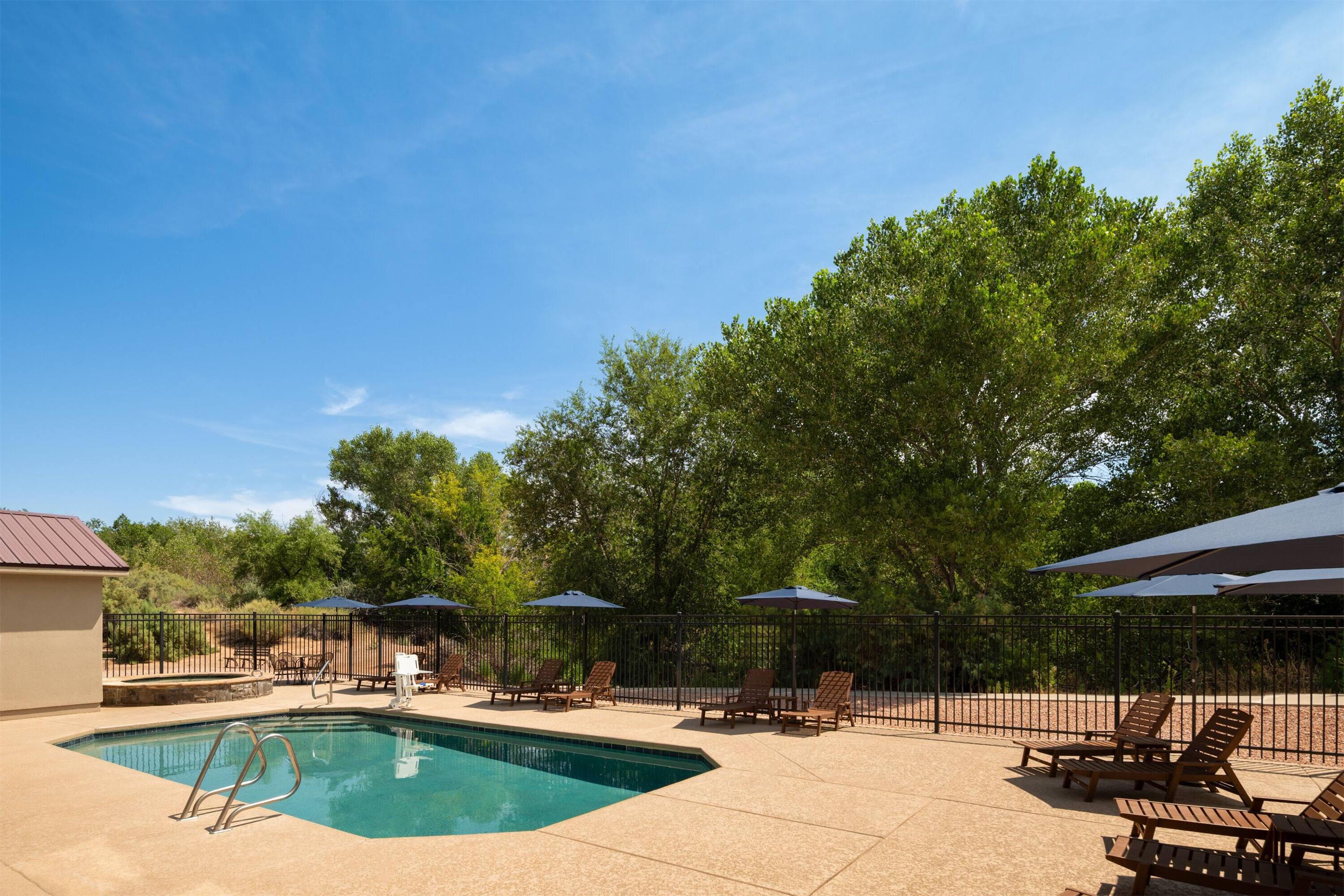 Pool - indoor | La Quinta Inn & Suites by Wyndham Moab