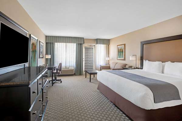 Suite - La Quinta Inn & Suites Paso Robles