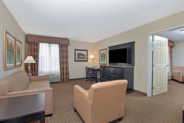 Suite - La Quinta Inn & Suites Paso Robles